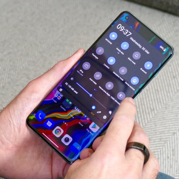 oneplus 10 pro vs samsung galaxy s22 plus 1