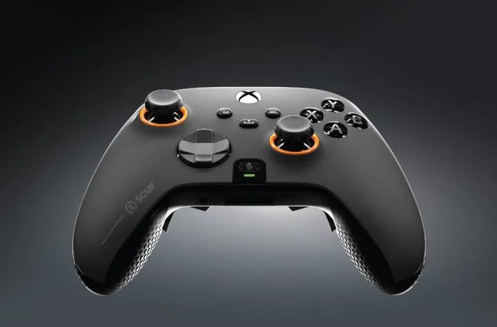 Scuf Instinct Pro Controller.