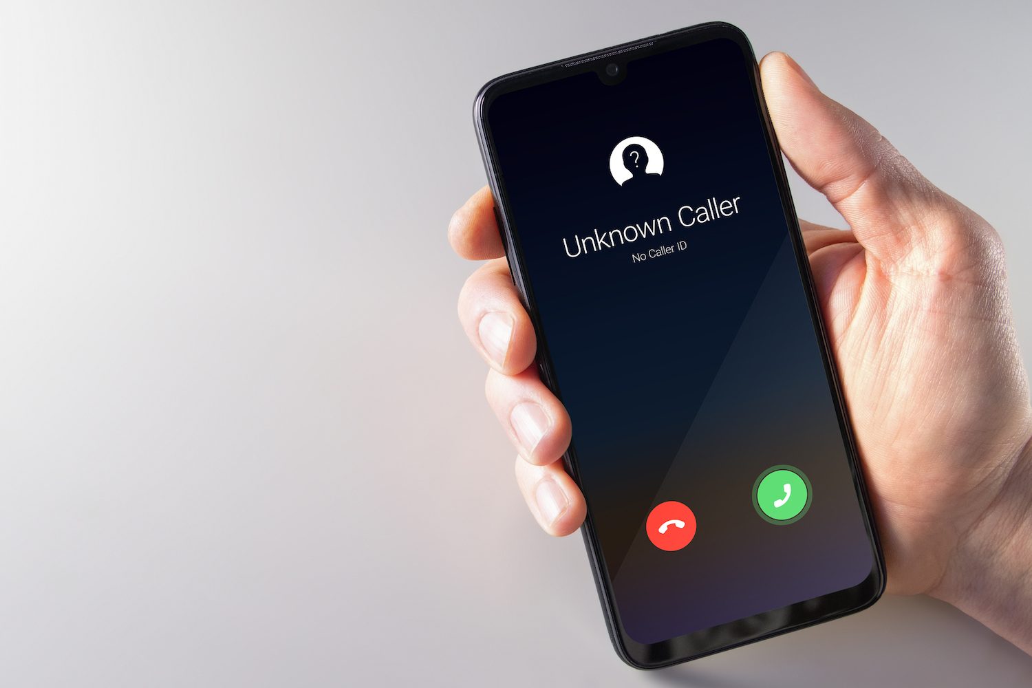 Cómo llamar con número oculto en iPhone y Android.