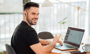 Cómo usar Zoom: guía rápida para principiantes.