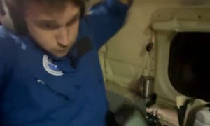 avion de la noaa se enfrenta al huracan ian avi  n hurac