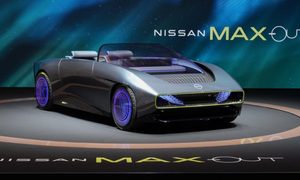 nissan max out ev primer vistazo