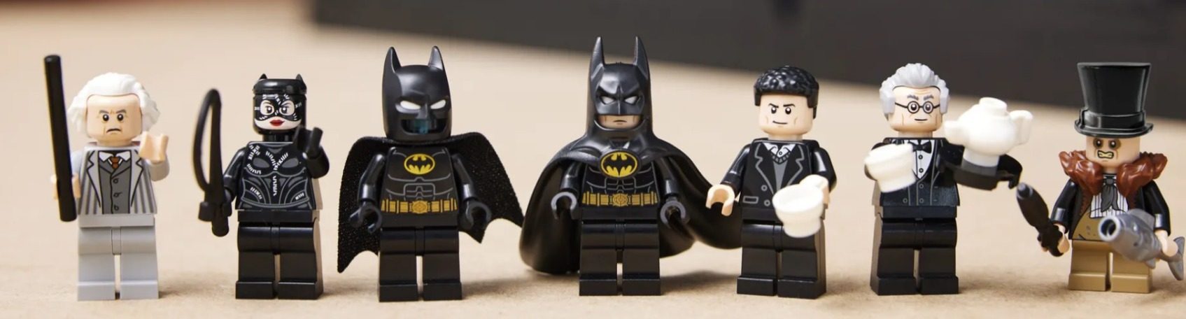 baticueva lego batman returns captura web 16 5 2023 13111 www theverge com