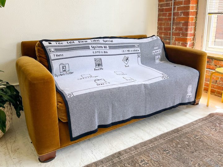 apple macintosh manta throwboyclassicdesktop1 720x