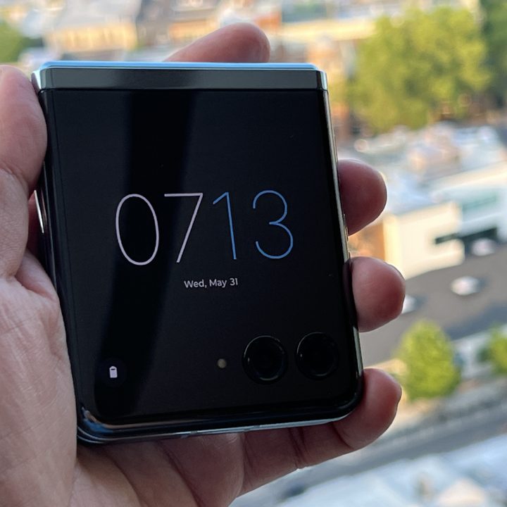 nuevo motorola razr 40 ultra 2