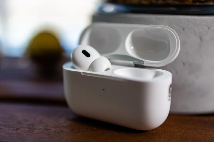 Apple AirPods