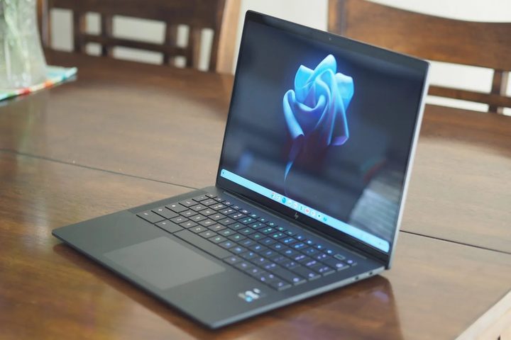 HP Dragonfly Pro Chromebook