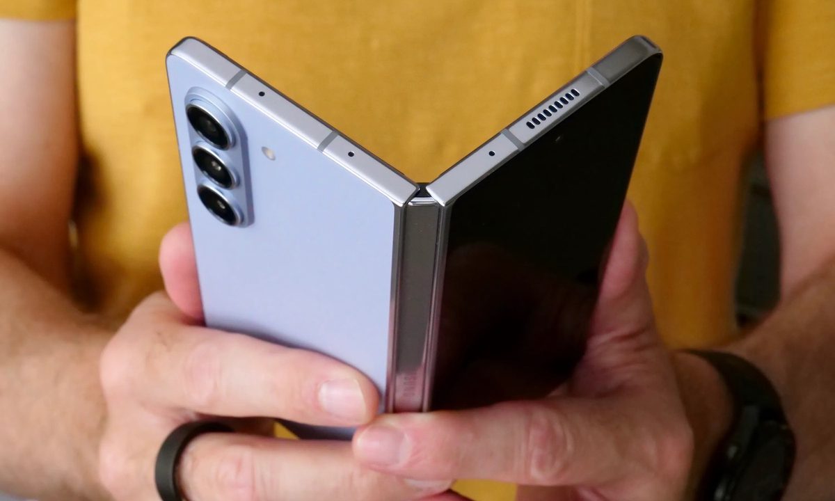 Samsung Galaxy Z Fold 5