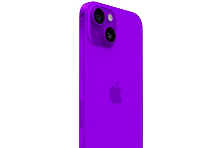 iPhone 15 en morado