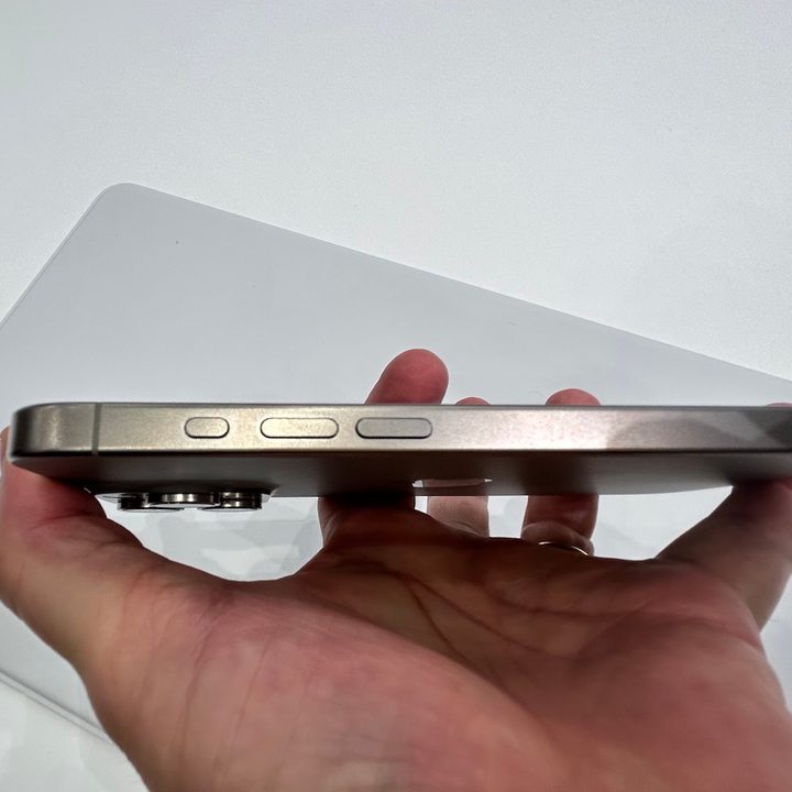 primeras impresiones iphone 15 pro max 12