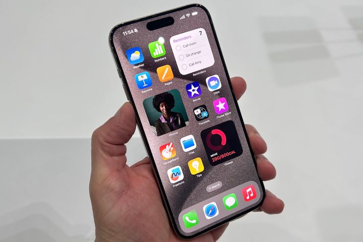 Pantalla iPhone 15 Pro Max