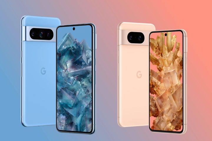 Google Pixel 8 Pro (izquierda) y Google Pixel 8