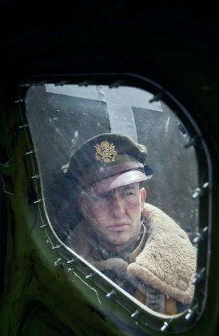 masters of the air serie segunda guerra mundial apple steven spielberg tom hanks captura web 5 10 2023 12940 www theverge com