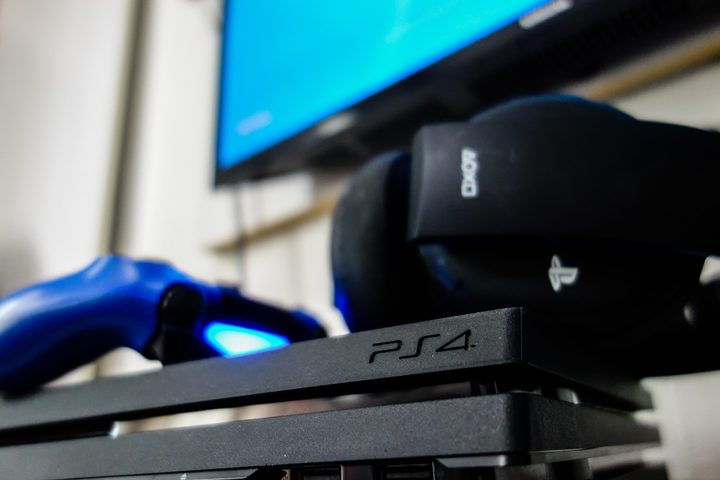 Cómo restaurar de fábrica una PS4