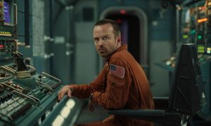 astronautas casco htc realidad virtual volver casa beyond the sea black mirror