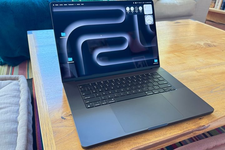 MacBook Pro 16 M3 Max