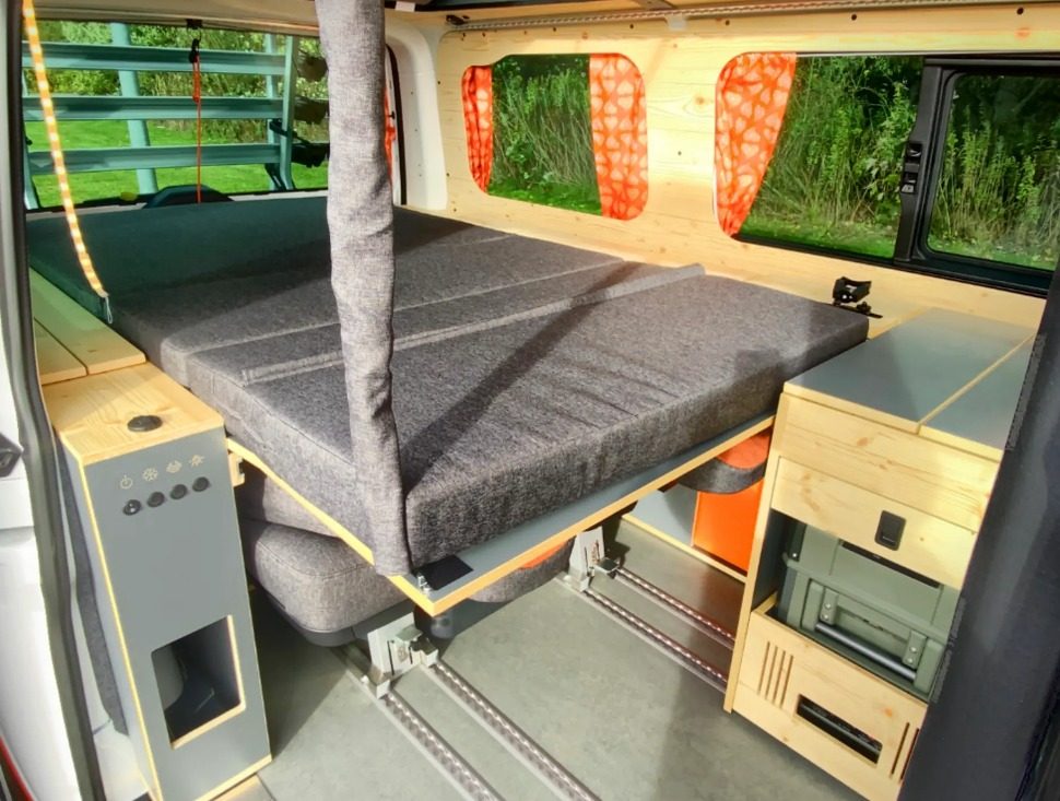 vw dog camper autocaravana perros captura web 7 12 2023 17218 newatlas com