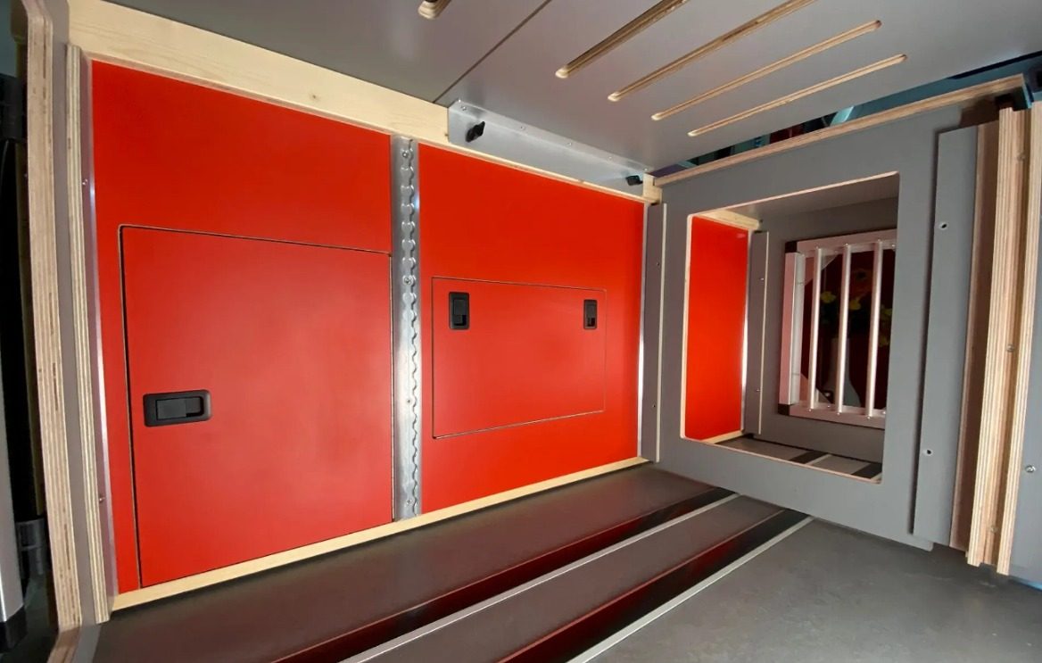 vw dog camper autocaravana perros captura web 7 12 2023 17512 newatlas com