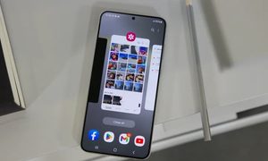 el samsung galaxy s24 ultra tiene una pantalla curva plus hands on 3