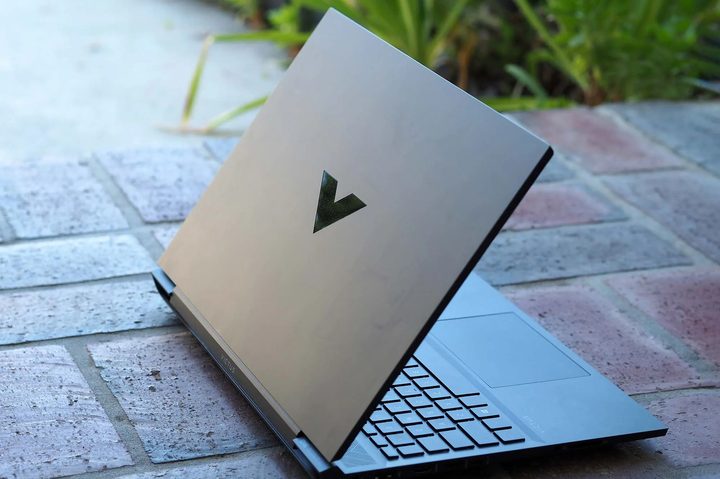 Una fotografía de la HP Victus 16.
