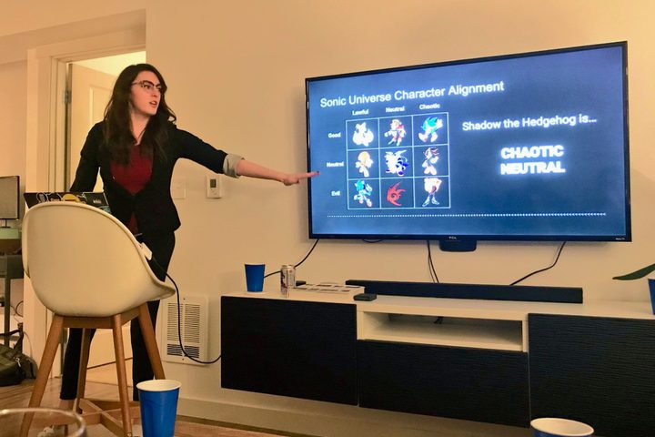 Una fiesta PowerPoint con una presentación de Shadow the Hedgehog.