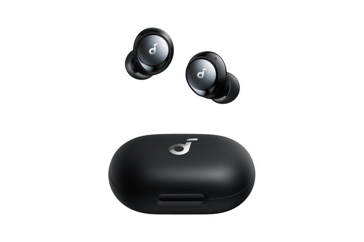 Anker Soundcore Space A40.