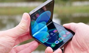 telefonos que deberias comprar en lugar samsung galaxy z flip 5