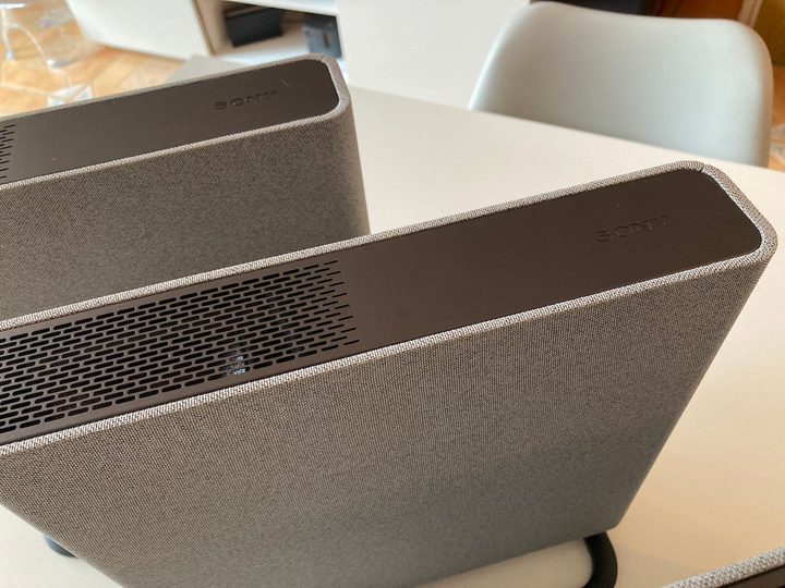 Una fotografía del teatro en casa Sony Bravia Quad.