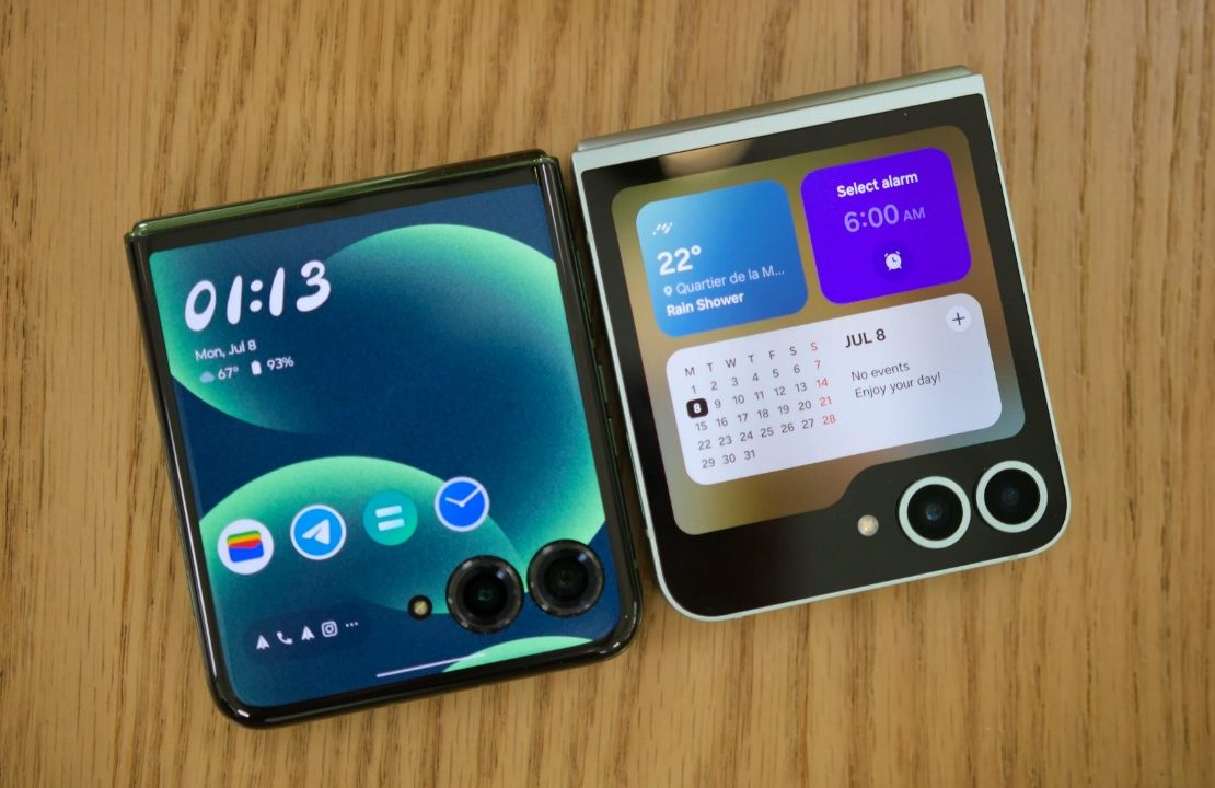 samsung galaxy z flip 6 vs motorola razr plus 2024