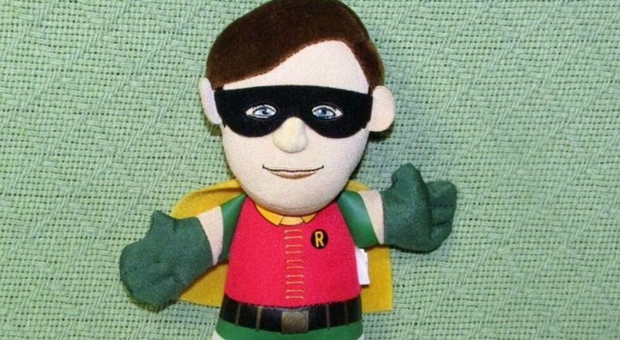 dc studios robin pelicula marionetas marioneta