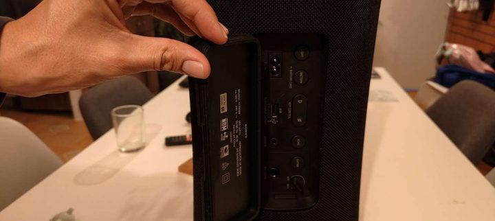 Una fotografía de la bocina Sony ULT Field 7.