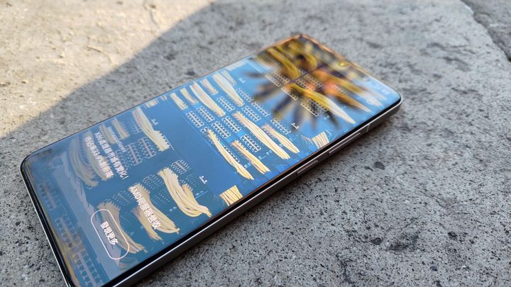 Una fotografía del realme GT 7 Pro.