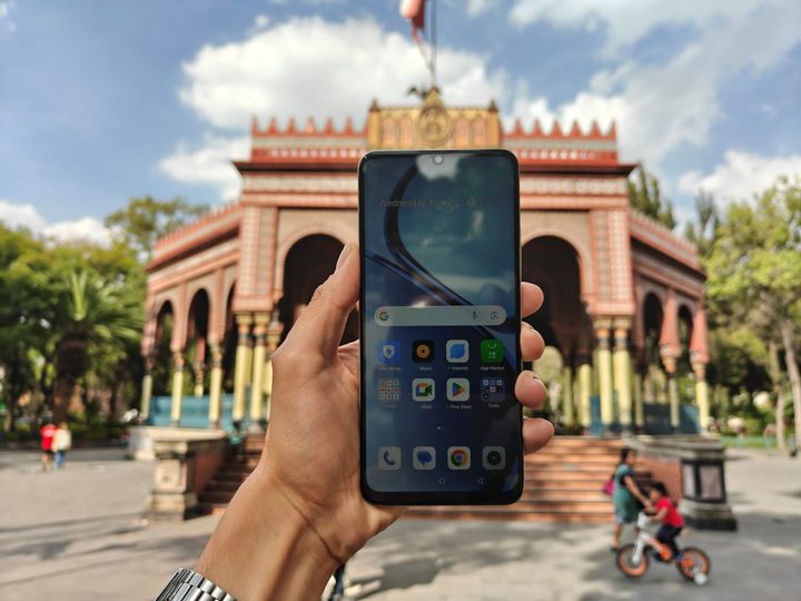 Una fotografía del realme C61.