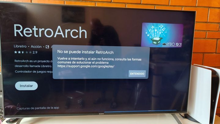 Un error de instalación en la app RetroArch para Android TV.