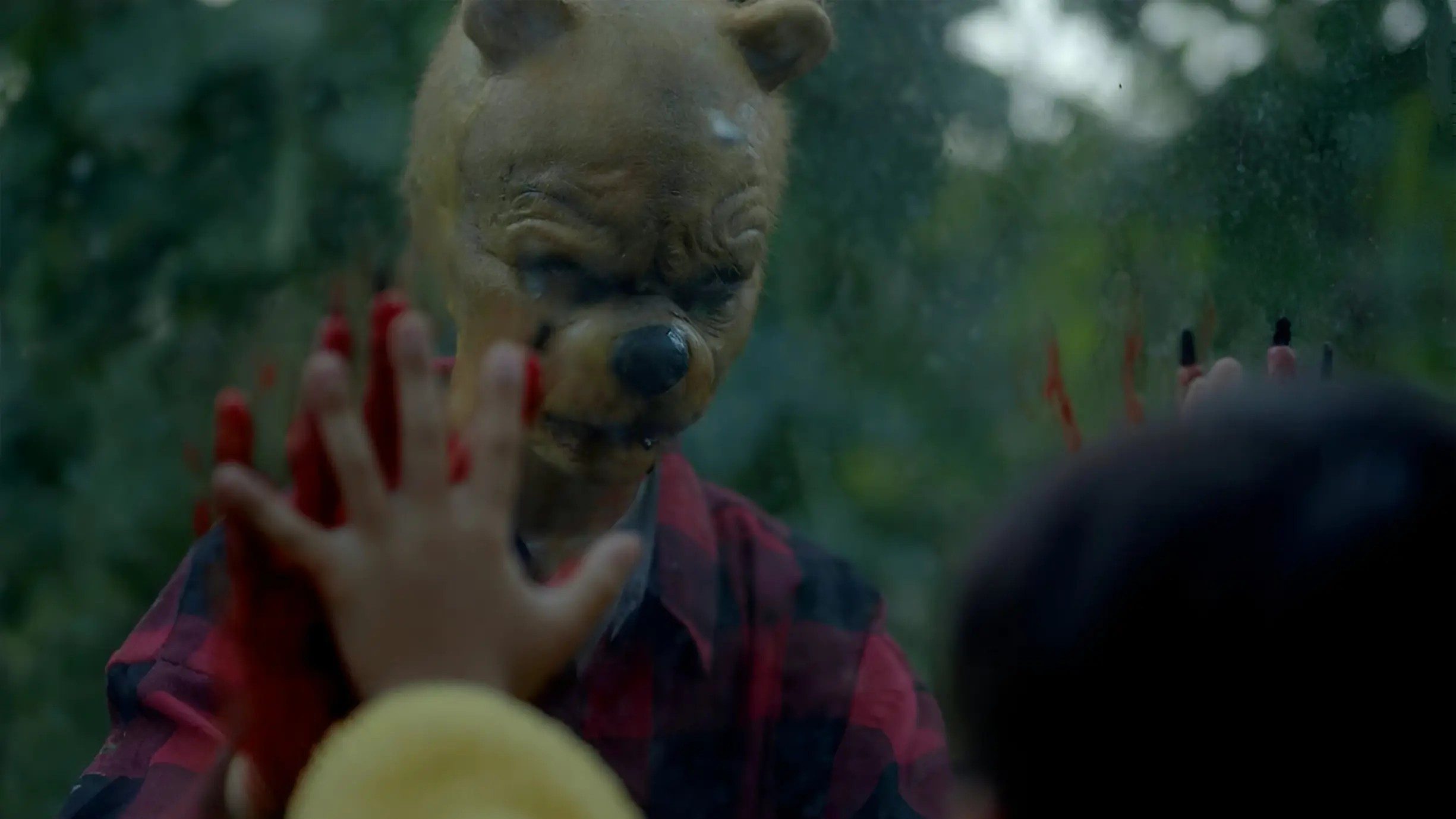 Una fotografía de Winnie Pooh Blood and Honey 2.