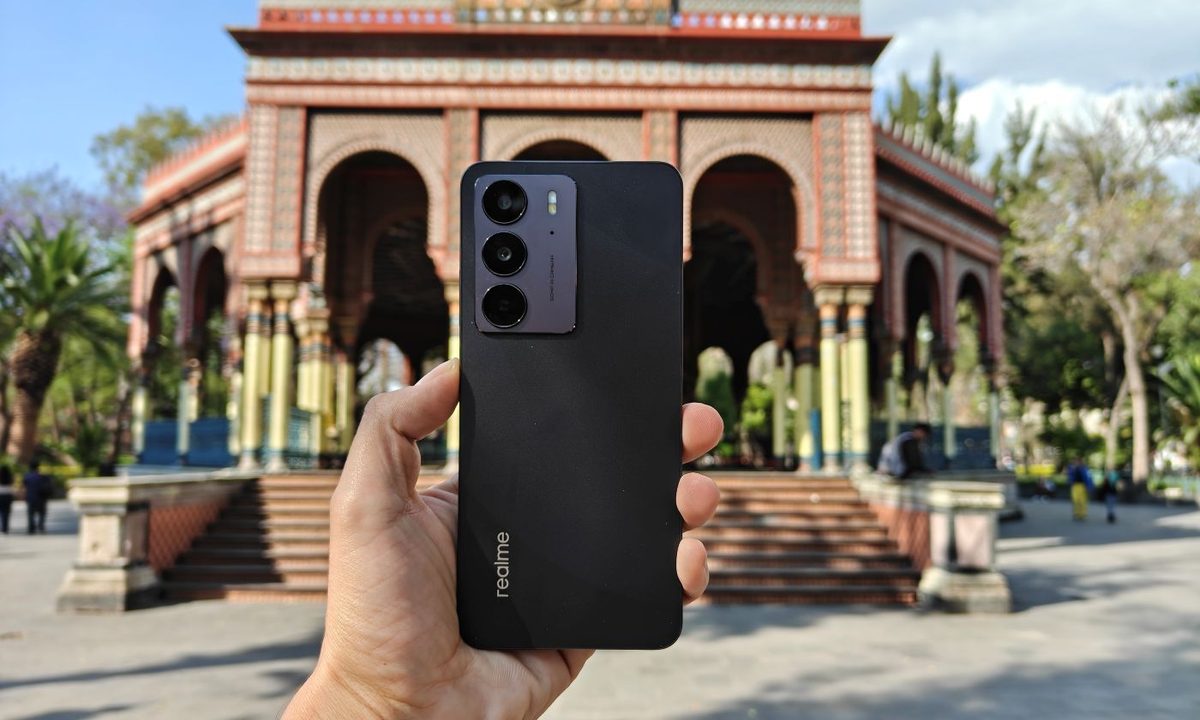 Una fotografía del realme C75.