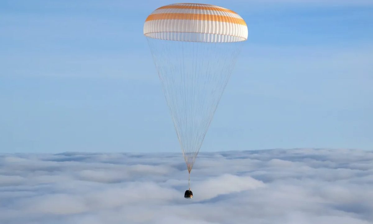 Aterrizaje astronauta Don Pettit