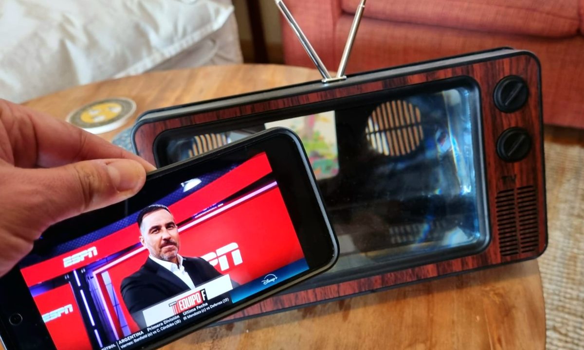 Amplificador de pantalla celular