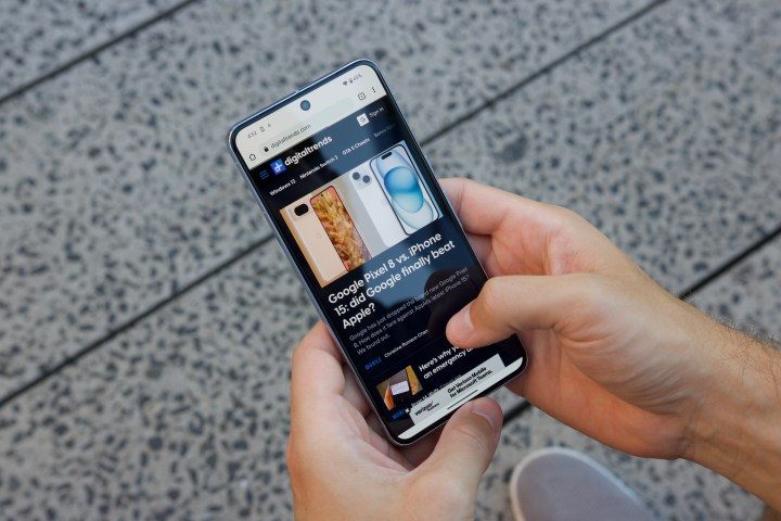 Celular con Digital Trends 