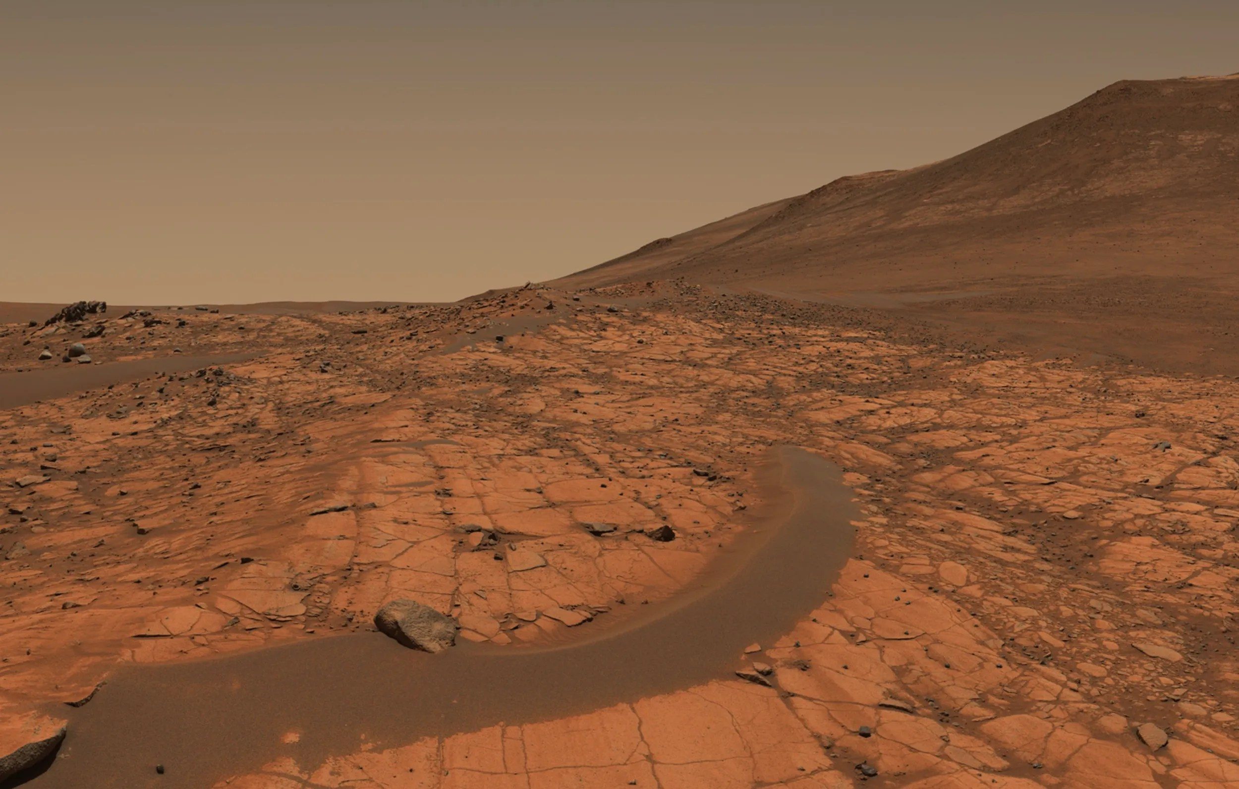 El científico de seis ruedas captura su mejor panorama de Marte - Digital  Trends Español, image size:2500x1592