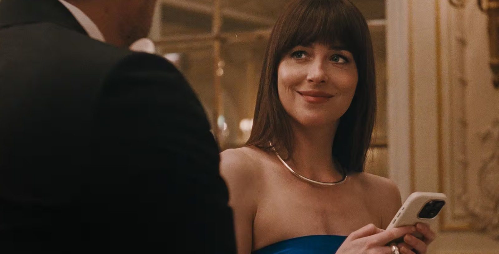 Amores Materialistas