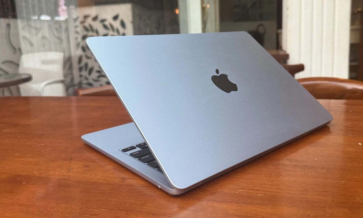 MacBook M4