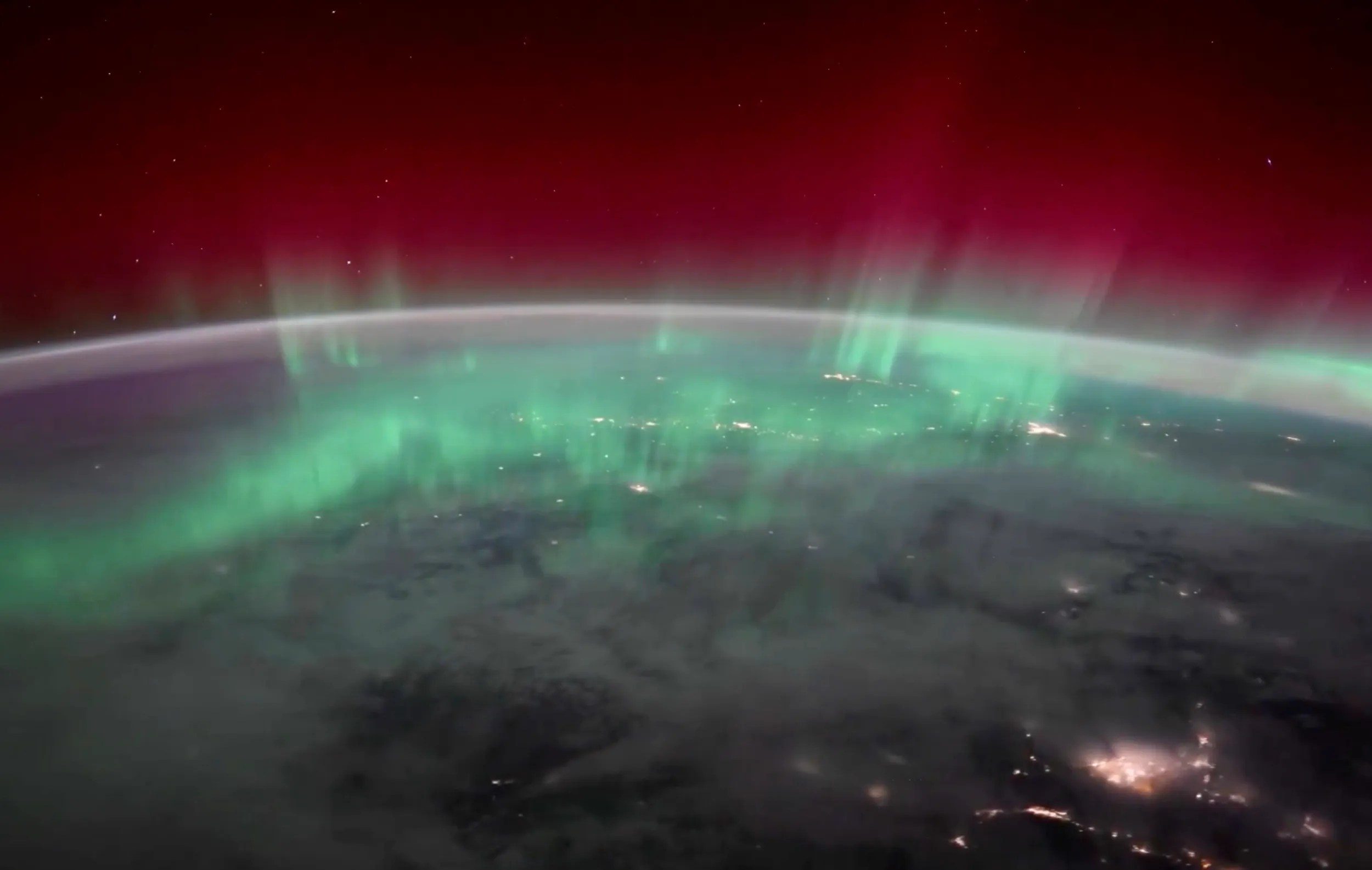 Estación Espacial vista de la Tierra