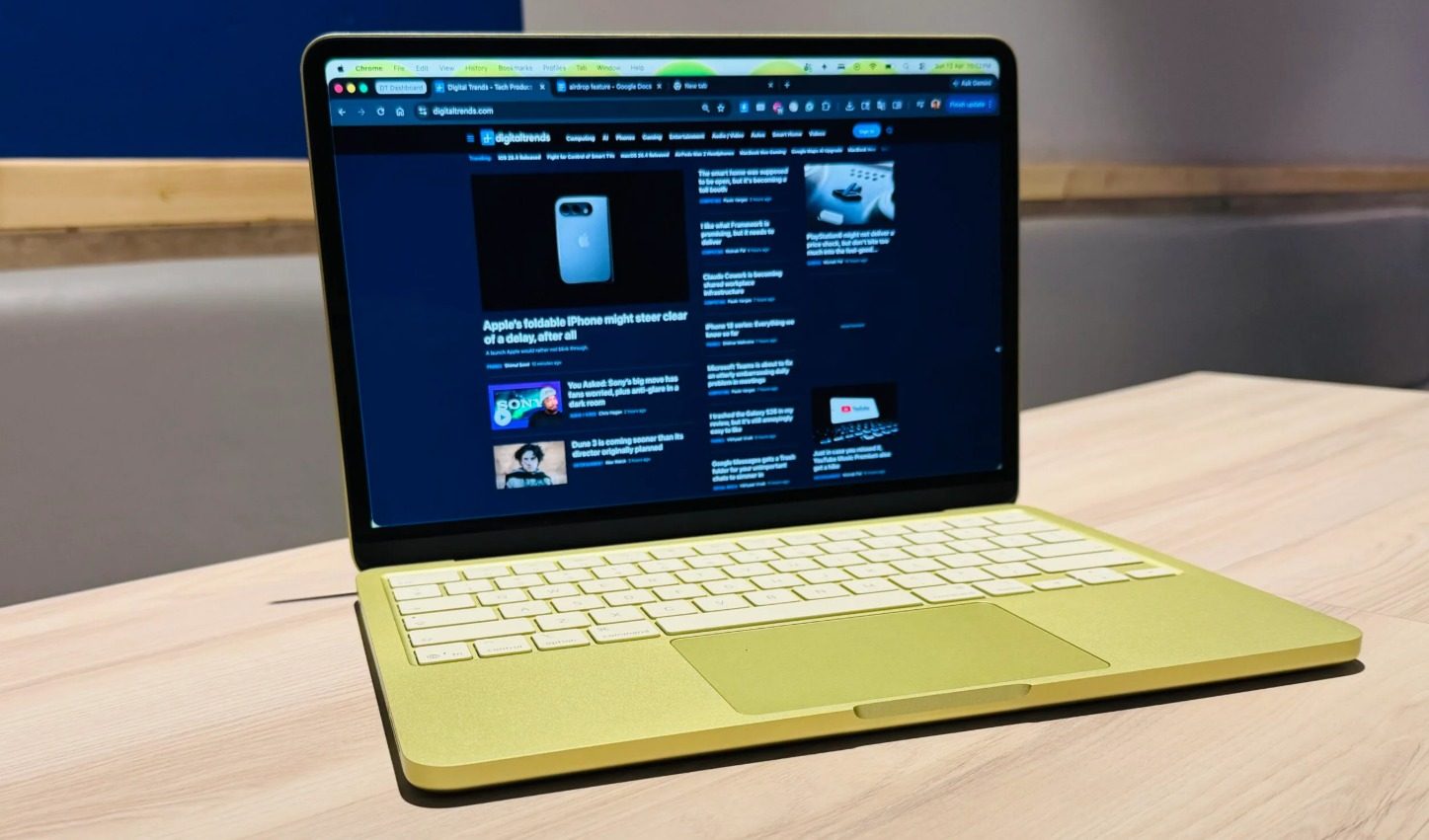 MacBook Neo