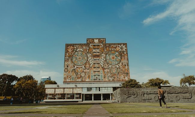 UNAM