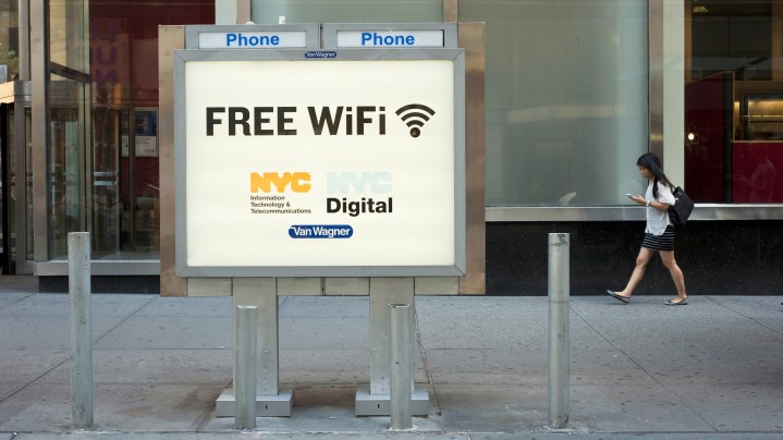 sidewalk labs sustituira las cabinas de telefono nueva york por estaciones wifi gratuito nyc wifi1