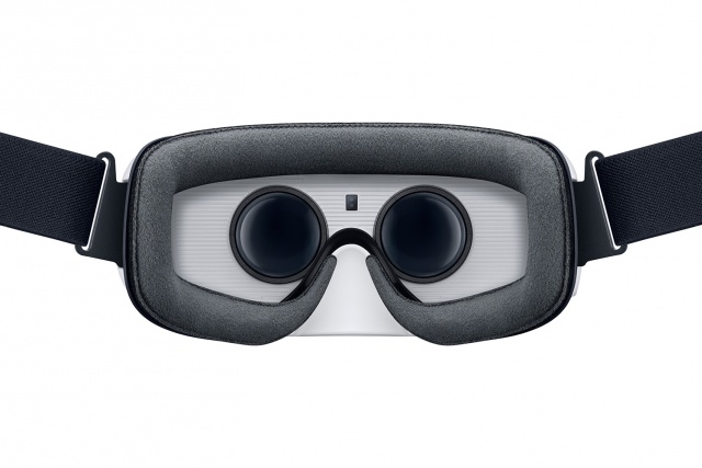 realidad virtual para todos samsung y oculus lanzan el gear vr gearvr 4 640x427 c