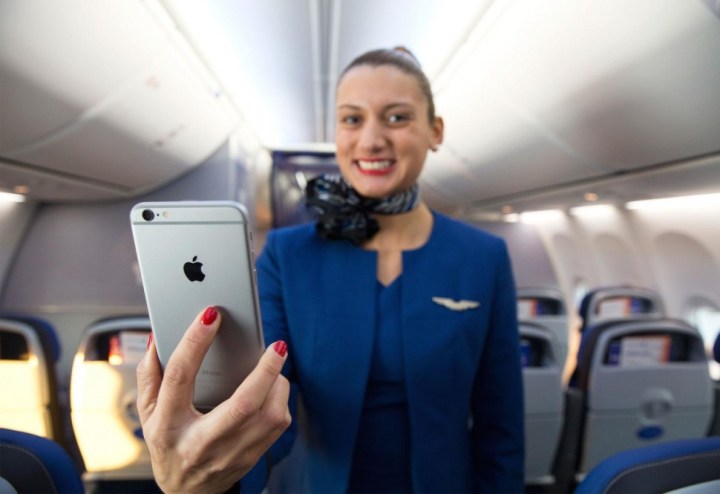 iphone 6 plus united airlines 970x0