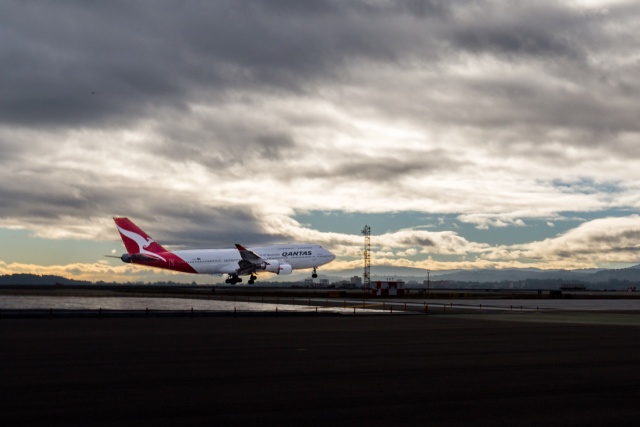 qantas reinicia vuelos directos a san francisco 2015 sfo landing 640x427 c