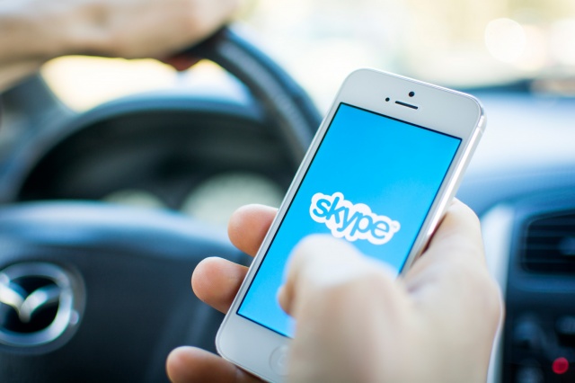 enviar dinero paypal skype mobile smartphone ios android 640x0
